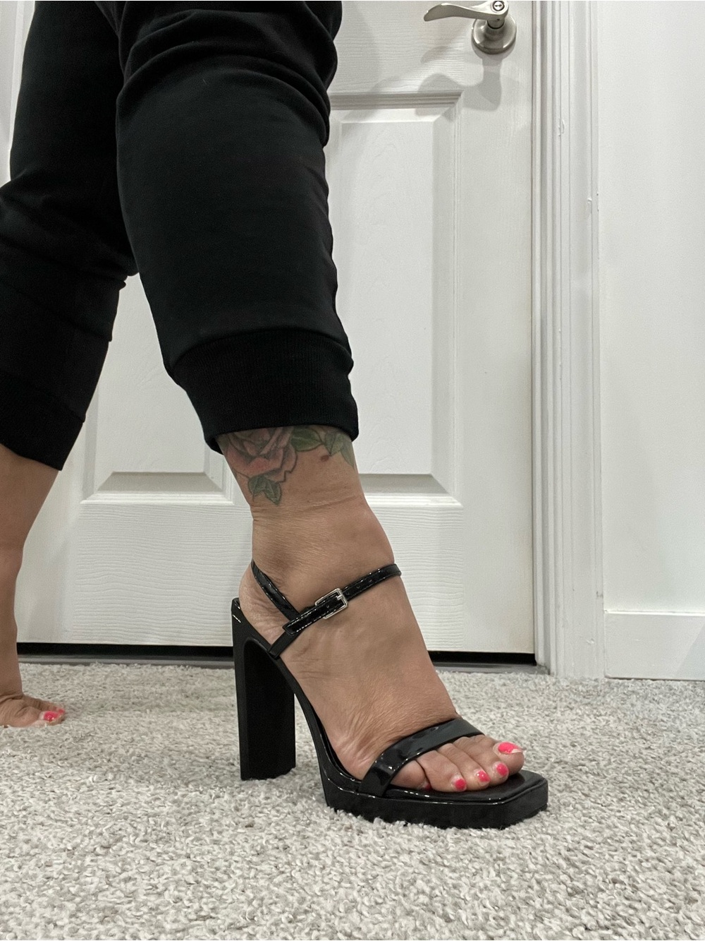 Forever 21 Black Patent Platform Block Heel Sandals
